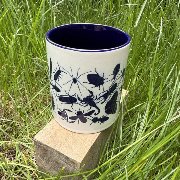 "Bug Diversity" Tasse - Image 4